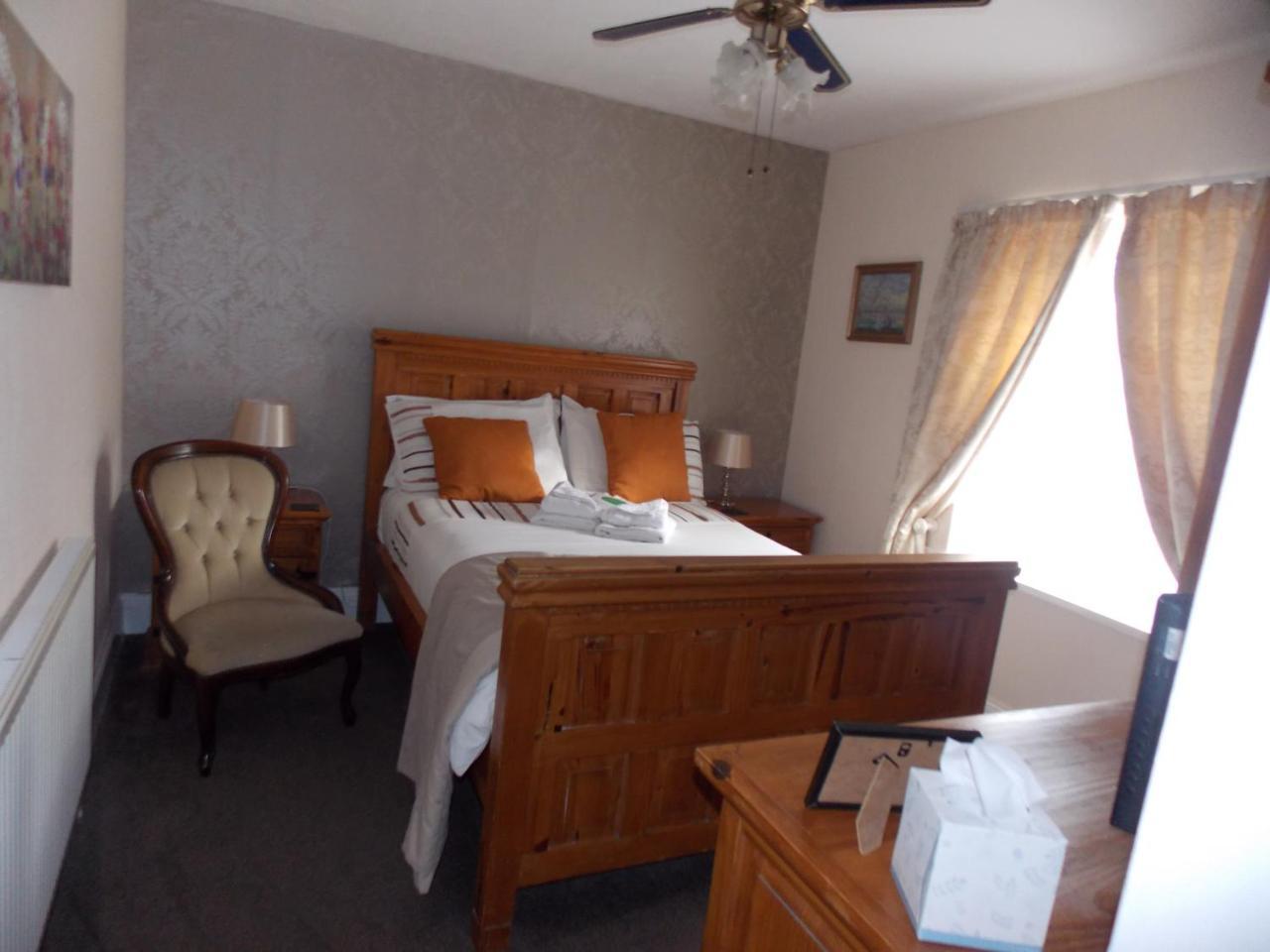 Ivy Bank Guest House Tenby Ngoại thất bức ảnh